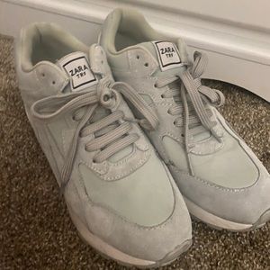 Zara Sneakers/ Tennis Shoes